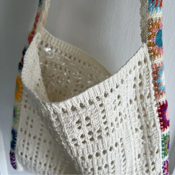 Bohemian Style Crochet Bag - Picture 4 of 6